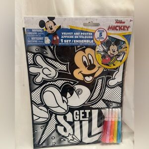 Disney Junior Mickey Mouse Velvet Art Poster Kit 8x10” “Get Silly” Craft